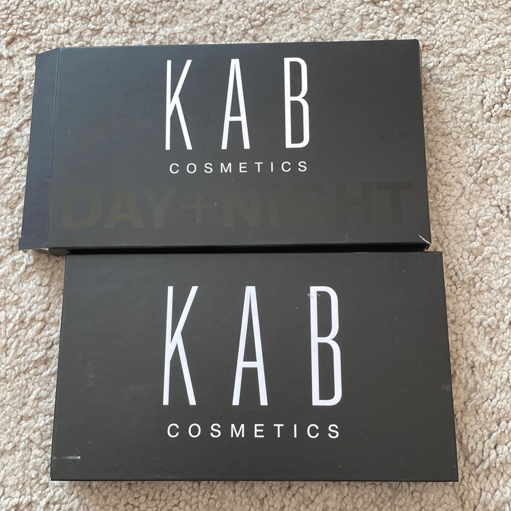 KAB cosmetics day and night eyeshadow palette